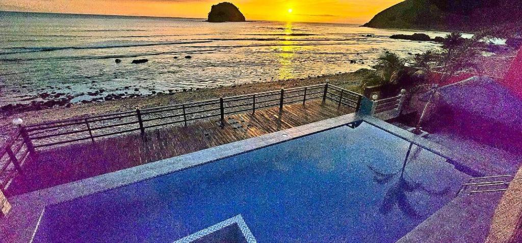 Aura Marina Sands Beach Resort Baler Eksteriør bilde